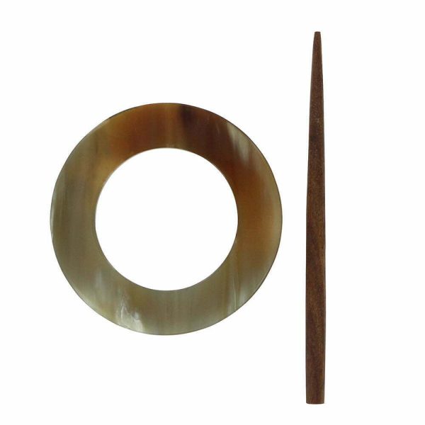 Épingle à châle-Ronde en corne - 8 cm (3 1/8 po) – Image 2